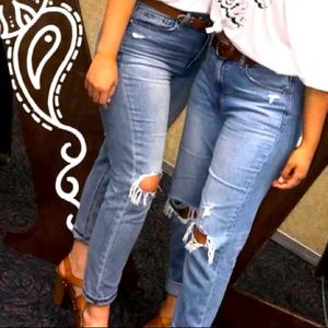 American Eagle mom jeans